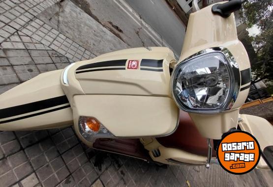 Motos - Kymco Like 125 2025 Nafta 1500Km - En Venta
