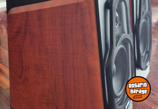 Electrónica - Sistema de parlantes Bluetooth FyD Fenda R60BT - En Venta