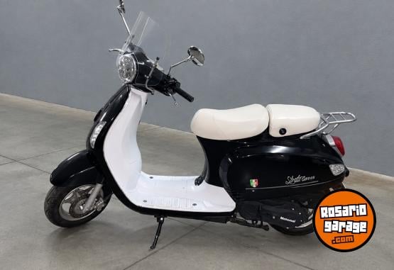 Motos - Motomel Strato Euro 150 2023 Nafta 5100Km - En Venta
