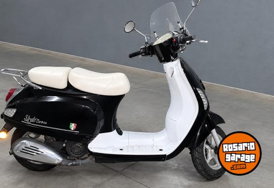 Motos - Motomel Strato Euro 150 2023 Nafta 5100Km - En Venta