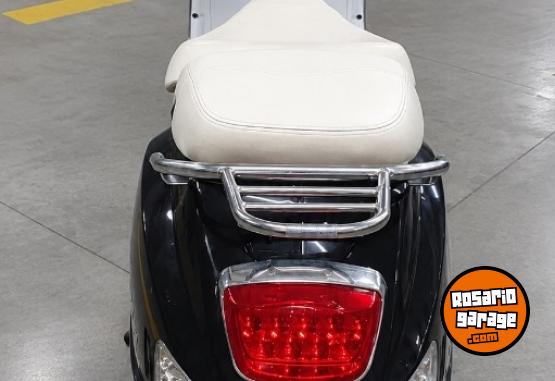 Motos - Motomel Strato Euro 150 2023 Nafta 5100Km - En Venta