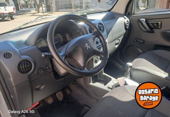 Utilitarios - Peugeot Partner furgon 1.6 2020 GNC 170000Km - En Venta