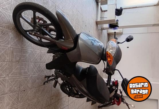 Motos - Guerrero Trip 110 full 2024 Nafta 8000Km - En Venta