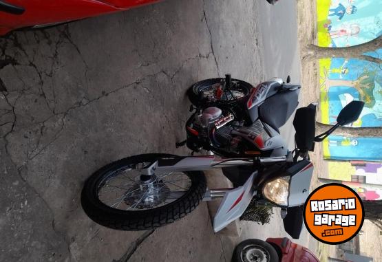 Motos - Motomel Skua silver 150 edición 2026 Nafta 3000Km - En Venta
