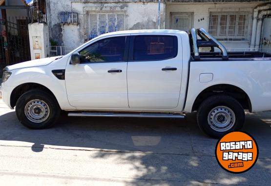 Camionetas - Ford Ranger 2013 Diesel 185000Km - En Venta