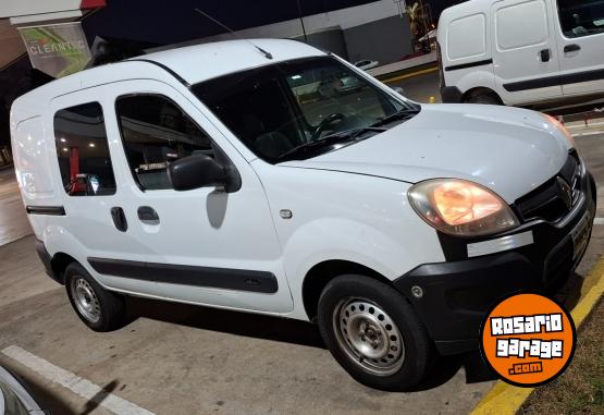 Utilitarios - Renault Kangoo 2013 Nafta 230000Km - En Venta
