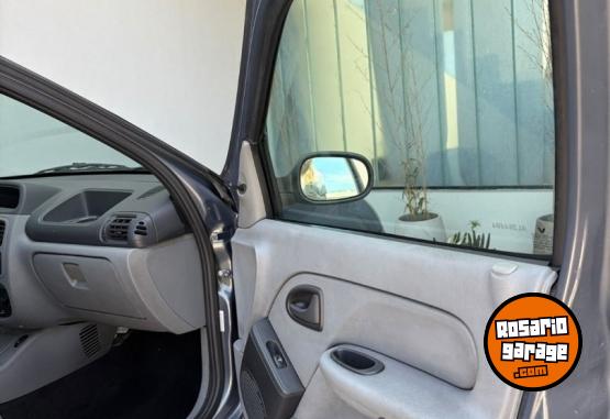 Autos - Renault 1.2 pack plus 5 p 2009 Nafta 216000Km - En Venta