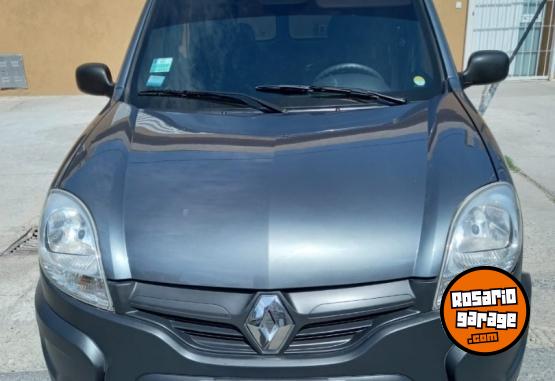 Utilitarios - Renault kangoo 2017 GNC 136000Km - En Venta