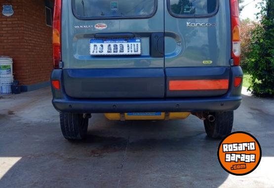 Utilitarios - Renault kangoo 2017 GNC 136000Km - En Venta