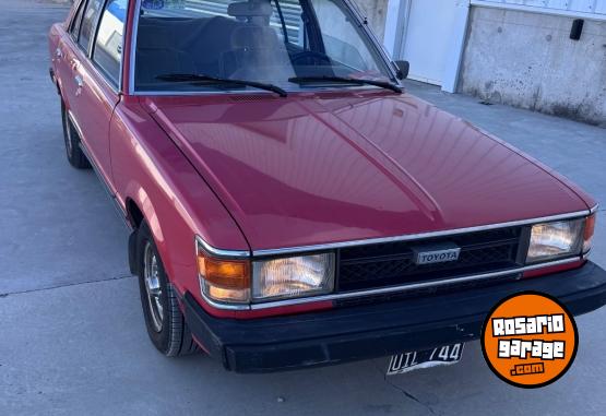 Autos - Toyota Carina 1983 GNC 111111Km - En Venta