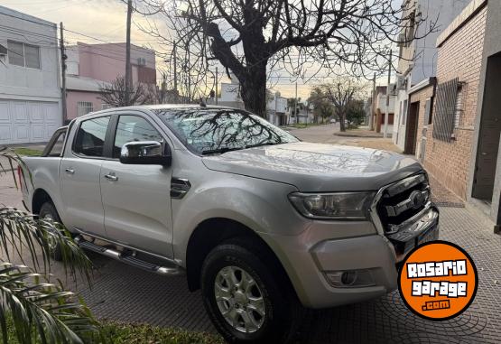 Camionetas - Ford RANGER XLT DC Nafta/GNC 2019 GNC 170000Km - En Venta
