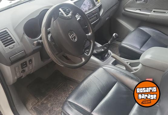 Camionetas - Toyota Hilux 2011 Diesel 190000Km - En Venta