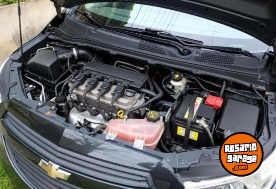 Autos - Chevrolet Onix joy 2018 Nafta 105000Km - En Venta