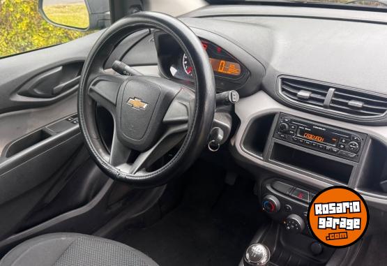 Autos - Chevrolet Onix joy 2018 Nafta 105000Km - En Venta