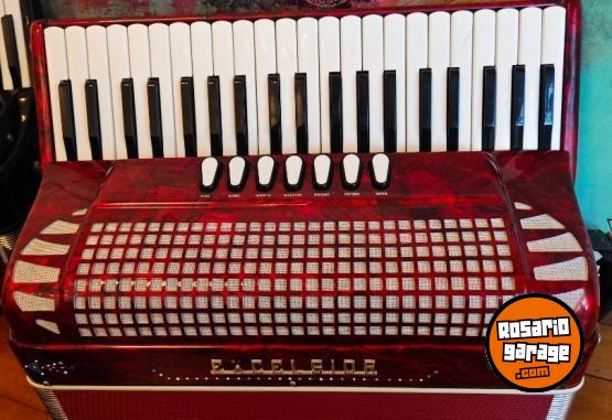 Instrumentos Musicales - Acordeon. Excelsior Modelo 312     120 bajos - En Venta