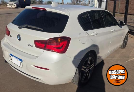 Autos - Bmw 120i Sport line 2016 Nafta 84000Km - En Venta