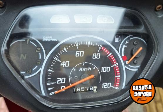 Motos - Honda New wave 2014 Nafta 19000Km - En Venta