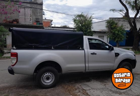Camionetas - Ford Ranger cabina simple 2023 Diesel 25300Km - En Venta