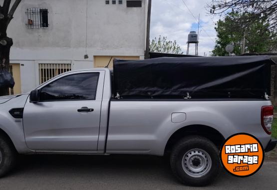 Camionetas - Ford Ranger cabina simple 2023 Diesel 25300Km - En Venta