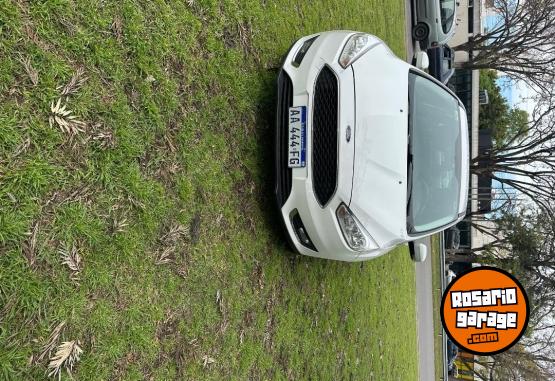 Autos - Ford Focus 2016 Nafta 150000Km - En Venta