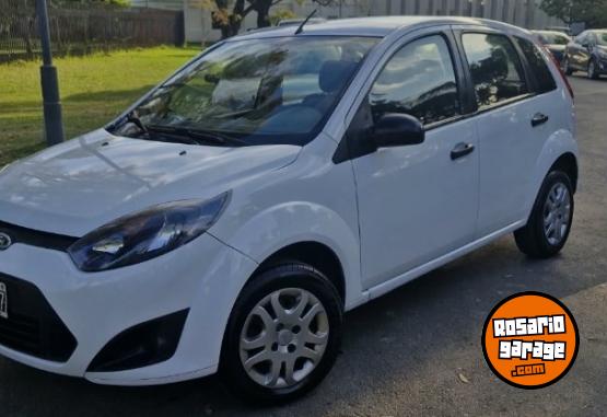 Autos - Ford Fiesta ambiente líneanuev 2012 Nafta 120000Km - En Venta
