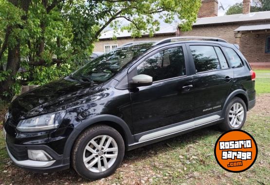 Autos - Volkswagen Suran Cross 2016 GNC 152000Km - En Venta