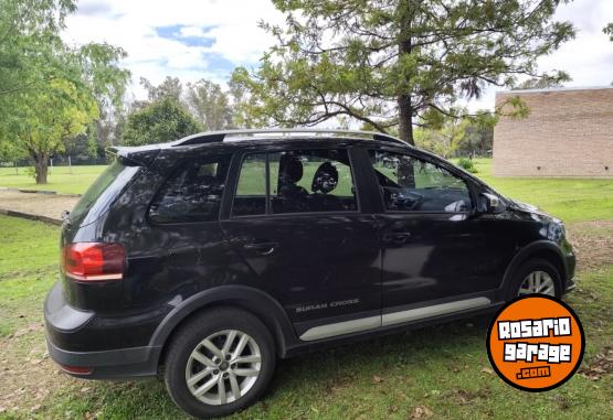 Autos - Volkswagen Suran Cross 2016 GNC 152000Km - En Venta
