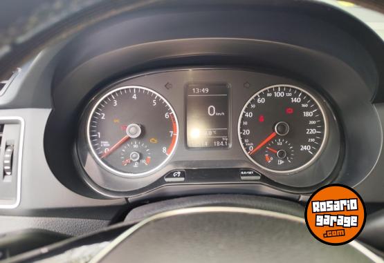 Autos - Volkswagen Suran Cross 2016 GNC 152000Km - En Venta