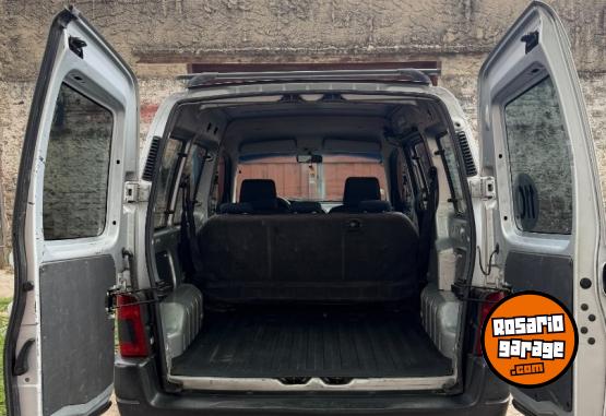 Utilitarios - Peugeot Partner 2008 Diesel 250000Km - En Venta