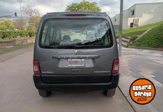 Utilitarios - Peugeot Partner Patagónica 2012 Diesel 215000Km - En Venta