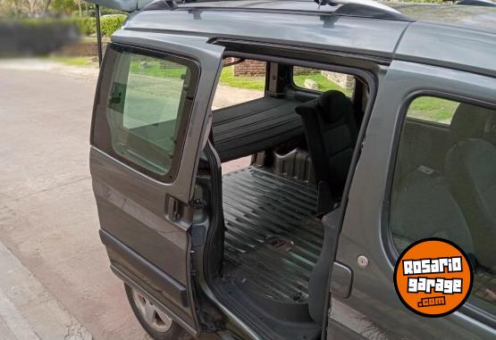 Utilitarios - Peugeot Partner Patagónica 2012 Diesel 215000Km - En Venta