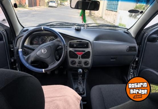 Autos - Fiat Siena 2007 GNC 240000Km - En Venta