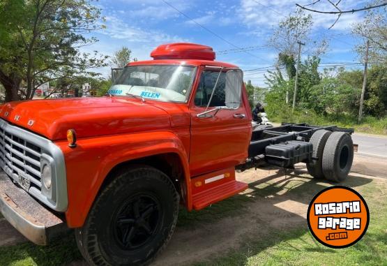 Camiones y Grúas - Vendo ford 7000 - En Venta