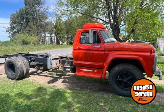 Camiones y Grúas - Vendo ford 7000 - En Venta