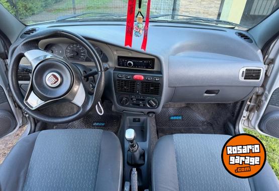 Autos - Fiat Palio nafta 1.3 2004 GNC 212000Km - En Venta