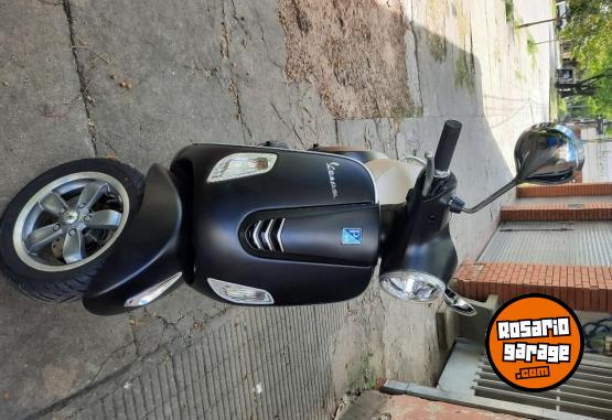Motos - Vespa Vlx 2024 Nafta 4600Km - En Venta