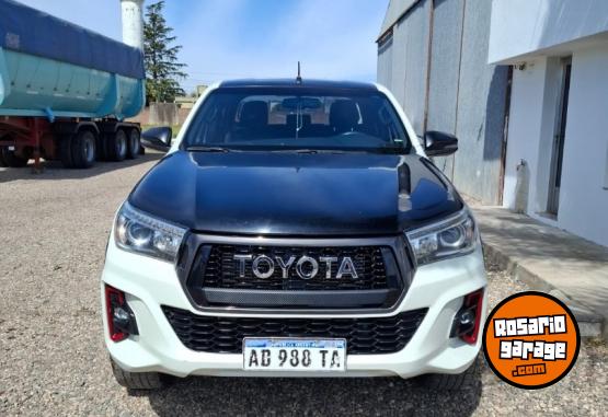 Camionetas - Toyota Hilux GR 2019 Diesel 219000Km - En Venta
