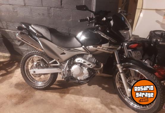 Motos - Honda Falcon 400 2013 Nafta 35000Km - En Venta