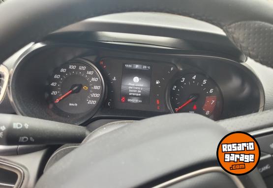 Autos - Fiat Cronos Presicion 2025 Nafta 4500Km - En Venta