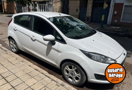 Autos - Ford Fiesta 2016 Nafta 150000Km - En Venta