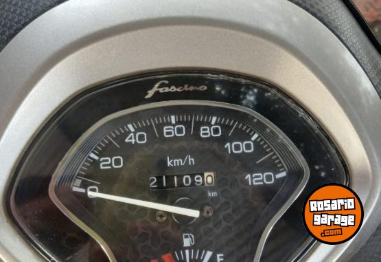 Motos - Yamaha Fascino 2021 Nafta 21100Km - En Venta