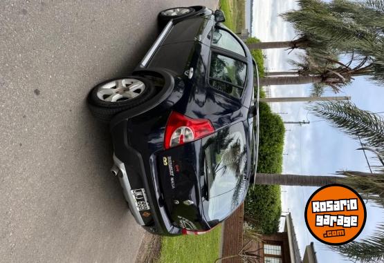 Utilitarios - Renault Sandero 2011 GNC 185000Km - En Venta