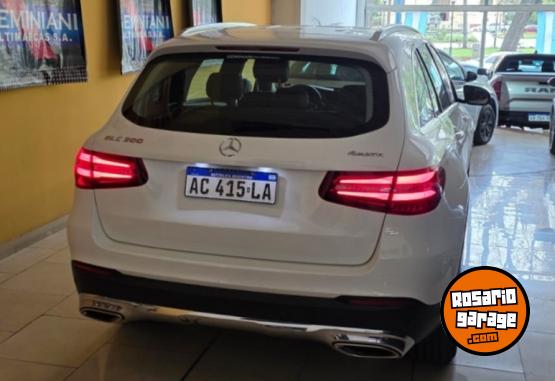 Camionetas - Mercedes Benz GLC 300 2018 Nafta 91000Km - En Venta