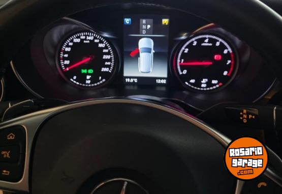 Camionetas - Mercedes Benz GLC 300 2018 Nafta 91000Km - En Venta