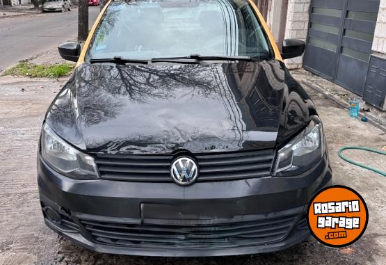 Autos - Volkswagen Voyage 2018 GNC 285000Km - En Venta