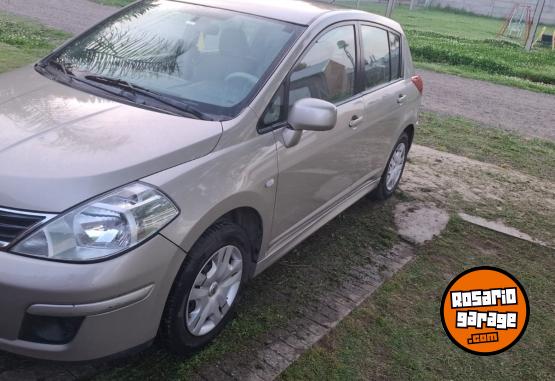 Autos - Nissan 2011 2011 Nafta 181000Km - En Venta