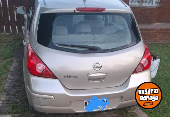 Autos - Nissan 2011 2011 Nafta 181000Km - En Venta