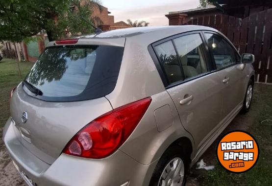 Autos - Nissan 2011 2011 Nafta 181000Km - En Venta