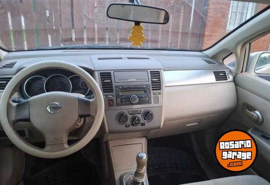 Autos - Nissan 2011 2011 Nafta 181000Km - En Venta