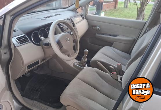 Autos - Nissan 2011 2011 Nafta 181000Km - En Venta